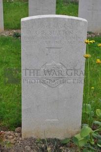 LE GRAND HASARD MILITARY CEMETERY, MORBECQUE - SUTTON, CHARLES EDGAR