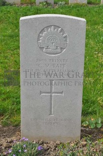 LE GRAND HASARD MILITARY CEMETERY, MORBECQUE - TAIT, CLARENCE VICTOR
