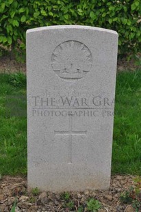 LE GRAND HASARD MILITARY CEMETERY, MORBECQUE - TRIGGS, HAROLD ALEXANDER