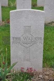 LE GRAND HASARD MILITARY CEMETERY, MORBECQUE - WHITTY, THOMAS ARTHUR