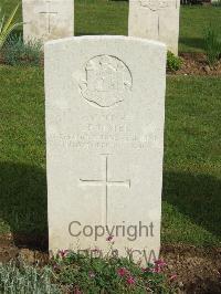 Contay British Cemetery Contay - Lister, Arthur Frank