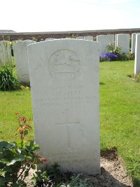 Couin New British Cemetery - Allen, James Matthew