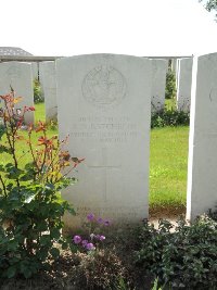 Couin New British Cemetery - Batchelor, Arthur David
