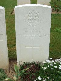 Couin New British Cemetery - Tyrer, W