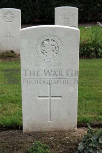 LA LAITERIE MILITARY CEMETERY - ALEXANDER, ROBERT
