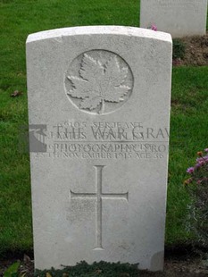 LA LAITERIE MILITARY CEMETERY - BENTLEY, JAMES