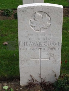 LA LAITERIE MILITARY CEMETERY - BERTIN, H I