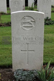 LA LAITERIE MILITARY CEMETERY - BLAKEMAN, J