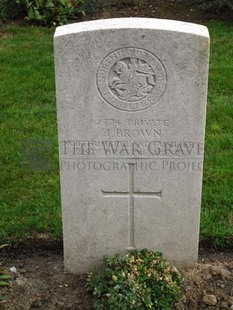 LA LAITERIE MILITARY CEMETERY - BROWN, JOHN