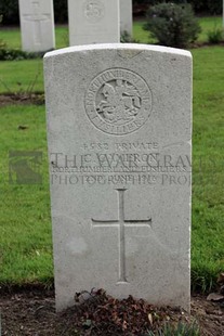 LA LAITERIE MILITARY CEMETERY - CAMERON, COLIN