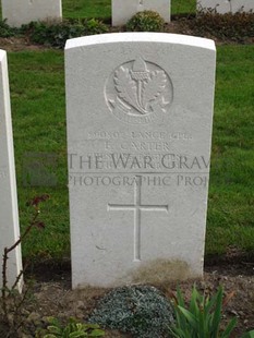 LA LAITERIE MILITARY CEMETERY - CARTER, F