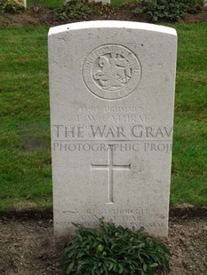 LA LAITERIE MILITARY CEMETERY - CATHRAE, THOMAS WILLIAM