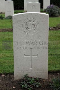 LA LAITERIE MILITARY CEMETERY - COSANS, HARRY EDWARD