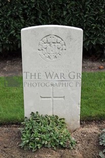 LA LAITERIE MILITARY CEMETERY - COSTELLO, M