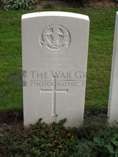 LA LAITERIE MILITARY CEMETERY - COX, R
