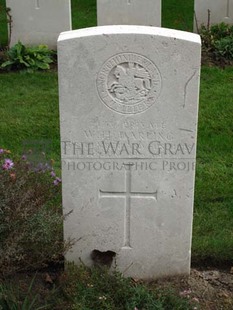 LA LAITERIE MILITARY CEMETERY - DARLING, WILLIAM HENRY