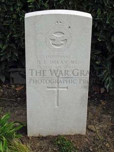 LA LAITERIE MILITARY CEMETERY - DOLAN, H E