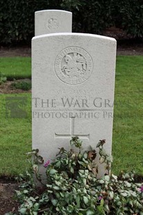 LA LAITERIE MILITARY CEMETERY - DOUGAL, GEORGE