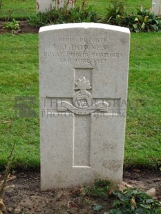 LA LAITERIE MILITARY CEMETERY - DOWNES, J