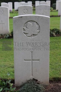 LA LAITERIE MILITARY CEMETERY - FRAMPTON, G H