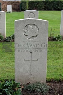 LA LAITERIE MILITARY CEMETERY - GAGNON, A