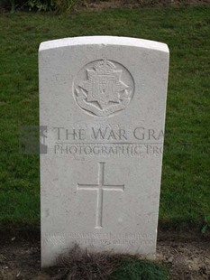 LA LAITERIE MILITARY CEMETERY - GRANT, W