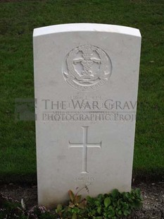 LA LAITERIE MILITARY CEMETERY - GREELISH, JOHN JOSEPH