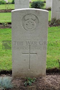 LA LAITERIE MILITARY CEMETERY - GRIFFITHS, EDWARD JOHN