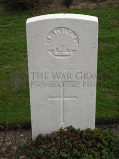 LA LAITERIE MILITARY CEMETERY - HANSLOW, THOMAS PEARCE