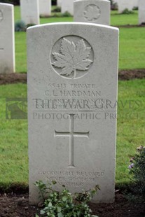 LA LAITERIE MILITARY CEMETERY - HARDMAN, C. LAWRENCE