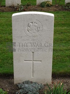 LA LAITERIE MILITARY CEMETERY - HEDLEY, J