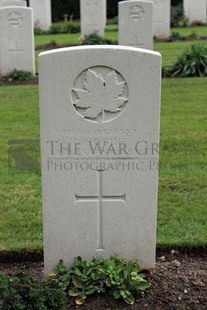 LA LAITERIE MILITARY CEMETERY - HOGUE, RAOUL