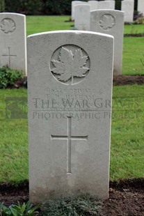 LA LAITERIE MILITARY CEMETERY - JUTEAU, F P