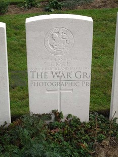 LA LAITERIE MILITARY CEMETERY - KYLE, JAMES