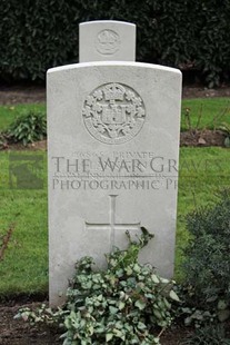 LA LAITERIE MILITARY CEMETERY - LANNIGON, J