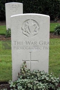 LA LAITERIE MILITARY CEMETERY - McDONAGH, M