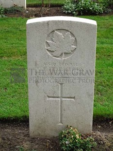LA LAITERIE MILITARY CEMETERY - McEACHERN, COLIN FRANCIS