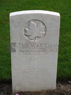 LA LAITERIE MILITARY CEMETERY - McLEOD, DANIEL