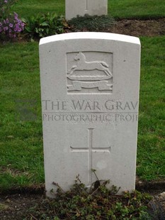 LA LAITERIE MILITARY CEMETERY - McMAHON, J