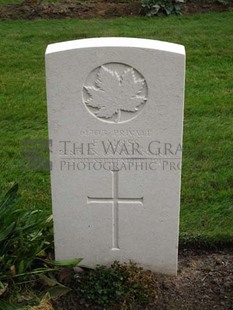 LA LAITERIE MILITARY CEMETERY - MOSS, E