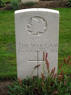 LA LAITERIE MILITARY CEMETERY - MURDOCK, W H