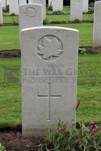 LA LAITERIE MILITARY CEMETERY - NAULT, O