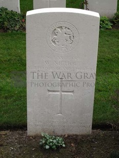 LA LAITERIE MILITARY CEMETERY - NICHOL, WILLIAM