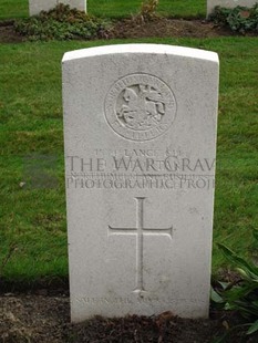 LA LAITERIE MILITARY CEMETERY - PORTAR, JOSEPH LANGSTAFF