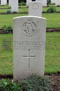 LA LAITERIE MILITARY CEMETERY - RICHER, JOHN HENRY LOUIS