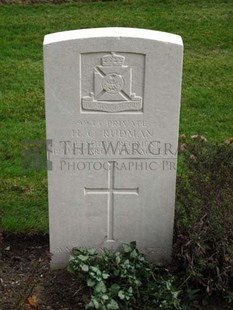 LA LAITERIE MILITARY CEMETERY - RUDMAN, HENRY CHARLES