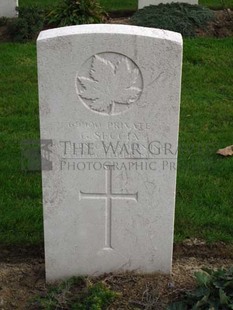 LA LAITERIE MILITARY CEMETERY - SECCIA, G
