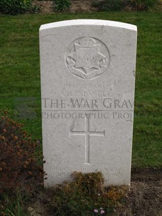 LA LAITERIE MILITARY CEMETERY - SEWELL, CHARLES EDWIN