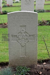 LA LAITERIE MILITARY CEMETERY - SMITHSON, THOMAS MATTHEW