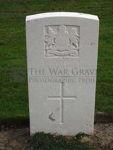 LA LAITERIE MILITARY CEMETERY - SOUTHERN, J H